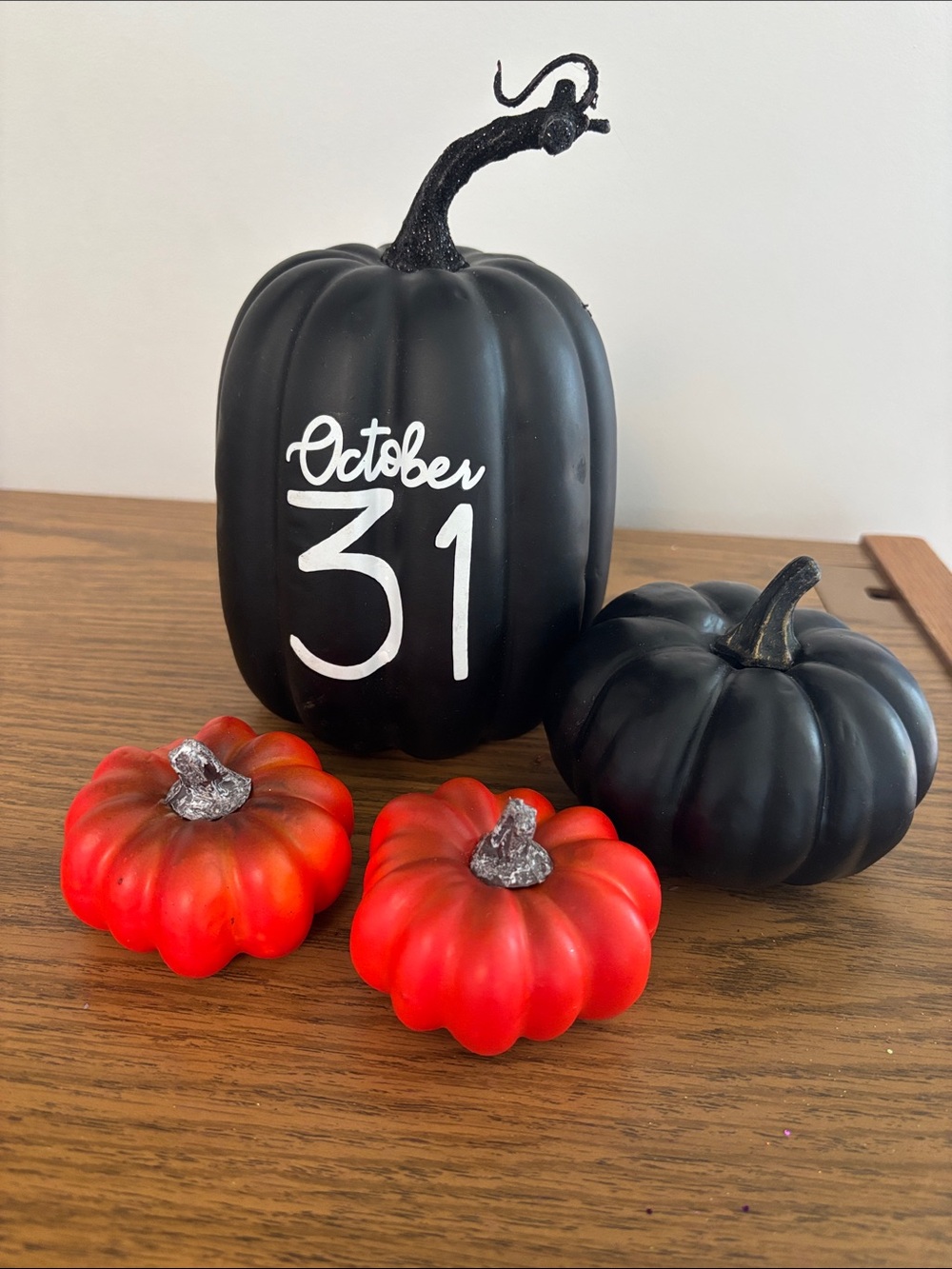 October 31 Black Decorative Pumpkin Set - Halloween Table Decor